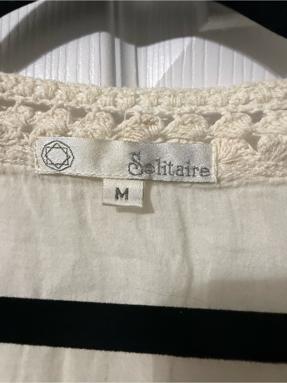 Anthropologie Solitaire Cream Crochet-Trim Cotton Peasant Top- M - Picture 3 of 7